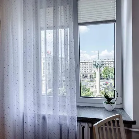 Appartement Plac Konstytucji 4, Centrum Varsovie